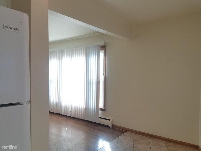 Foto del edificio - 3202 N 76th St