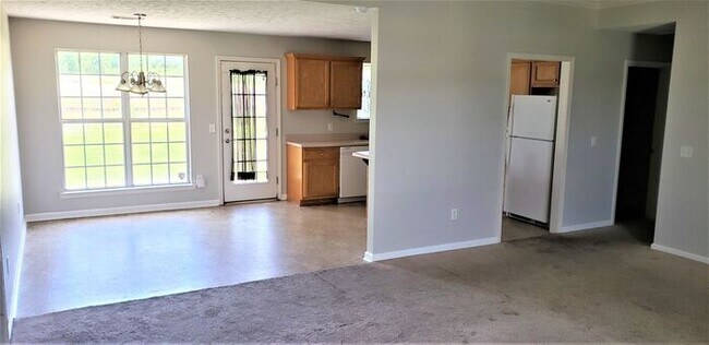 Foto del edificio - Showings Available