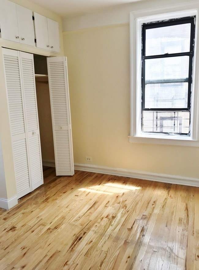 Building Photo - 103 Seaman Ave