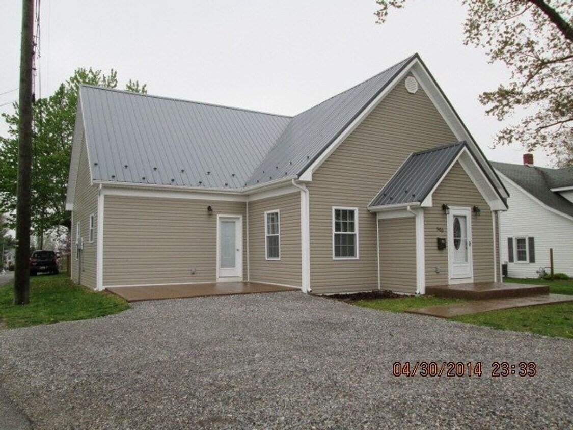 Foto principal - 3 Bedroom 2.5 Bath House