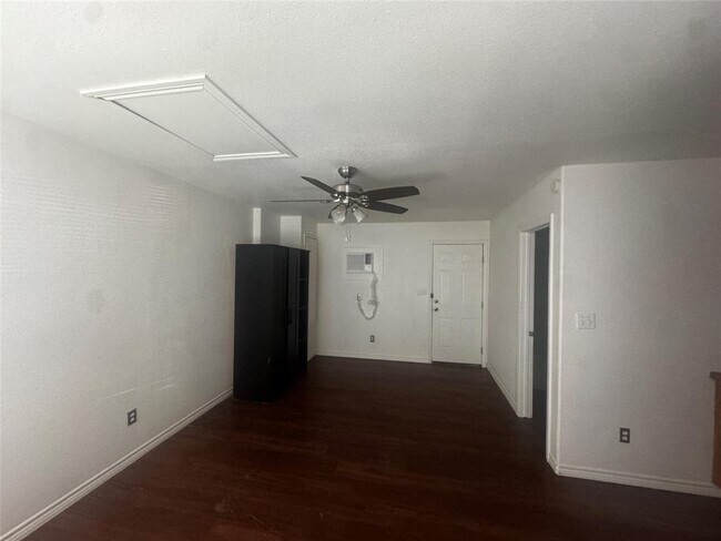 Foto del edificio - 1511 Old Ranch Rd 12