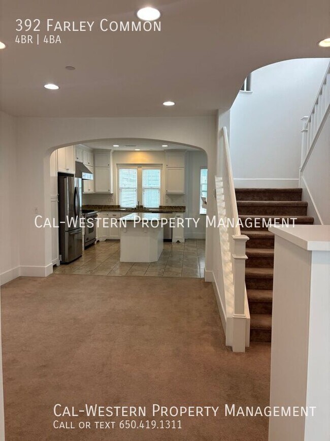 Foto del edificio - 392 Farley Common