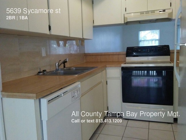 Foto del edificio - 5639 Sycamore St N