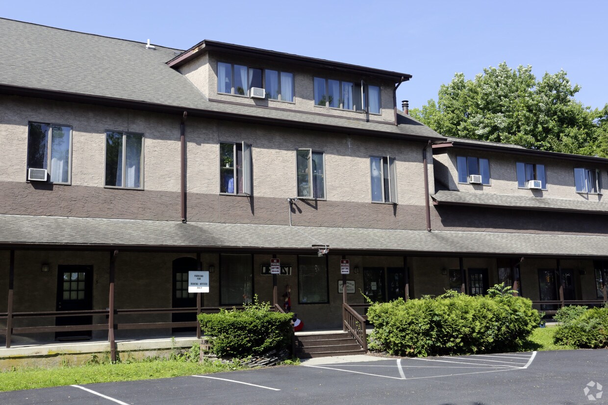 16 Walling Ave, Sussex, NJ 07461 Apartments in Sussex, NJ