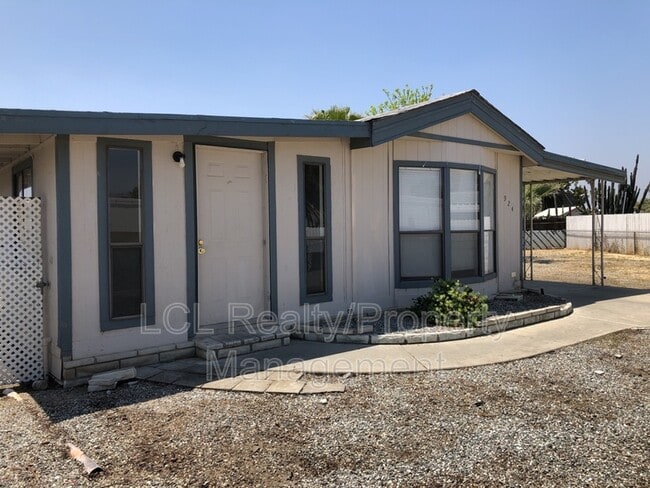 Building Photo - 924 Dennis Way