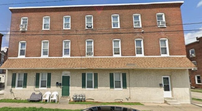 Foto del edificio - 1224 E 2nd St