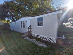 Building Photo - 307 Camellia Ln