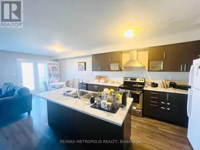Building Photo - 116 Golden Springs Dr