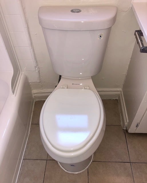 Main Toilet - 17433 Vanowen St