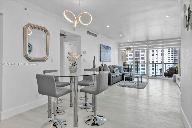 Building Photo - 2501 S Ocean Dr