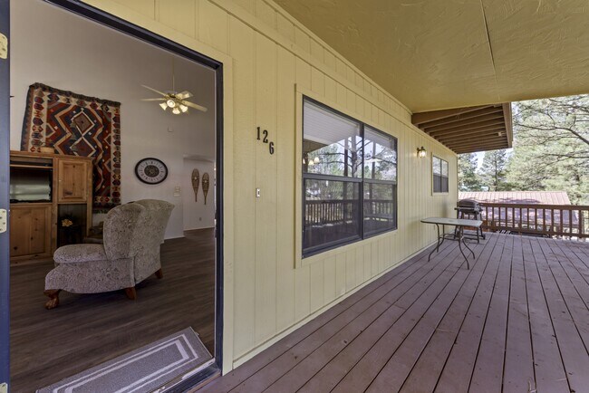 Foto del edificio - 126 North St