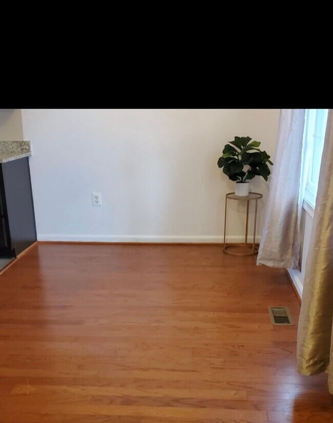 Foto del edificio - 7125 Durrette Rd