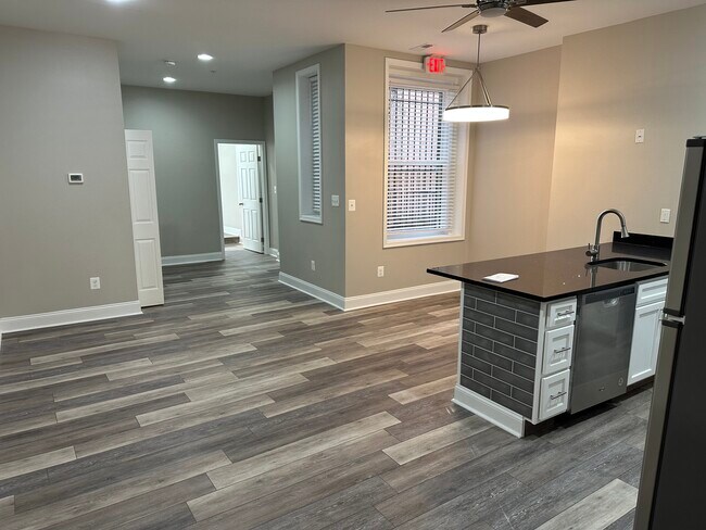 Cocina/Área común - 2310 Eutaw Pl