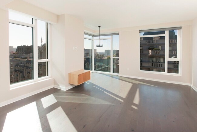 Foto del edificio - 1688 Pine St