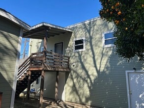 Building Photo - 1713 1/2 V St