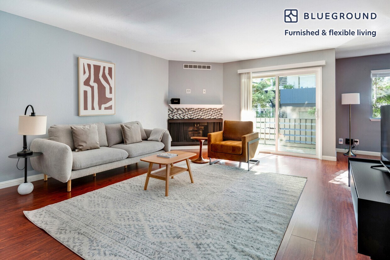 Foto principal - 235 Arlington Rd