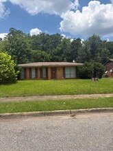 Building Photo - 321 Sultan Ct