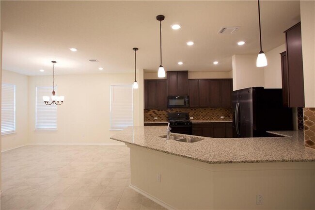 Building Photo - 256 Sage Derby Dr