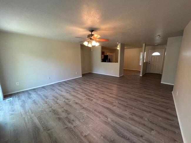 Building Photo - Lovely Meridian home