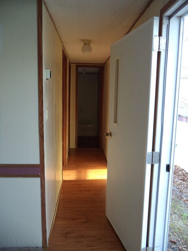 Foto del edificio - 3 Bedroom 2 Bath Mobile Home