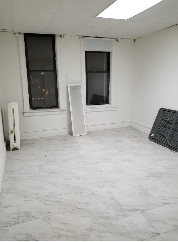 Primary Photo - 21-29 Steinway St