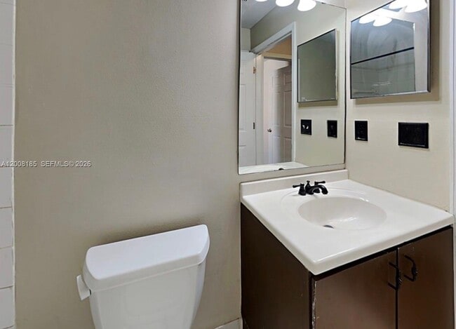 Building Photo - 15970 SW 81st Terrace