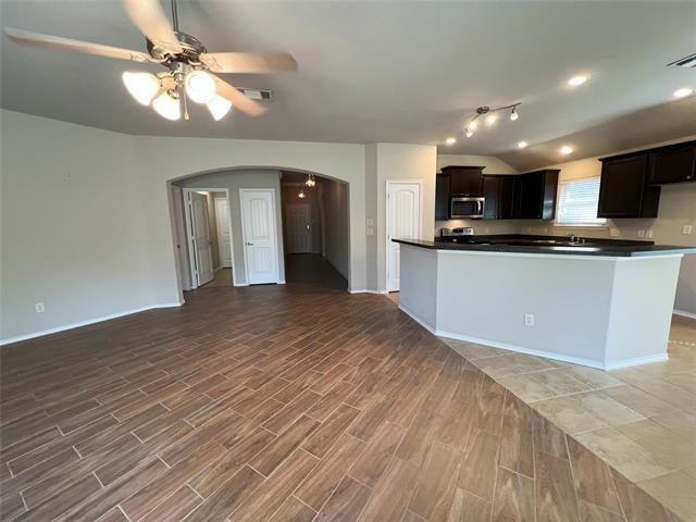 Foto del edificio - 2813 Pecan Grove Dr