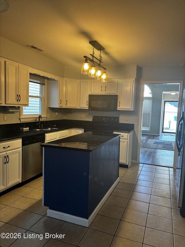 Foto del edificio - 8112 Cloudcroft Ln