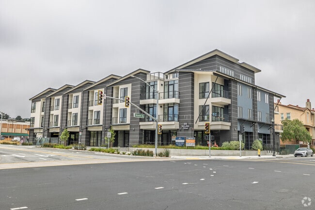 Sterling Place