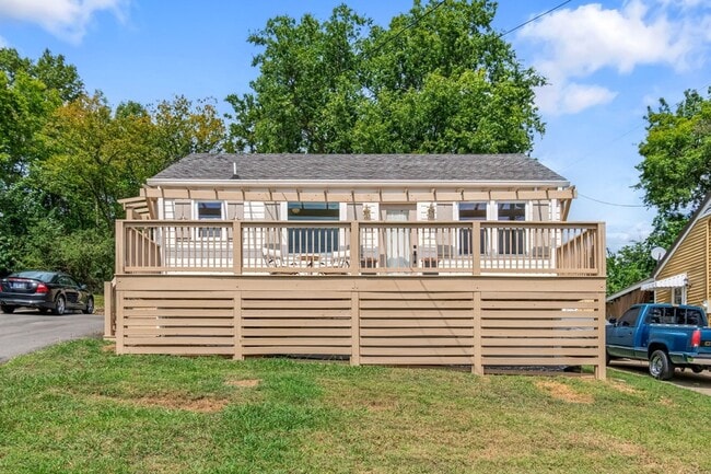 Foto del edificio - 3804 Lookout Dr