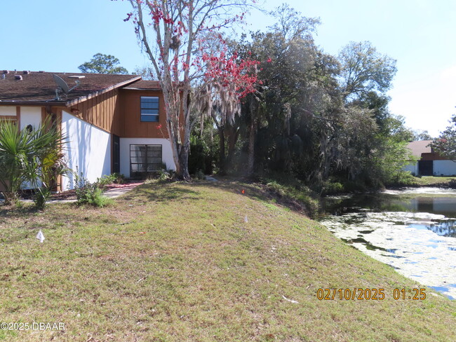 Building Photo - 3 Little Pond Trail