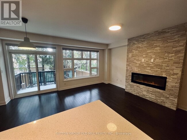 Photo du bâtiment - 72 Causland Ln