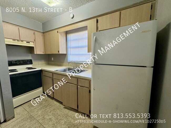 Building Photo - 8005 N 13th St
