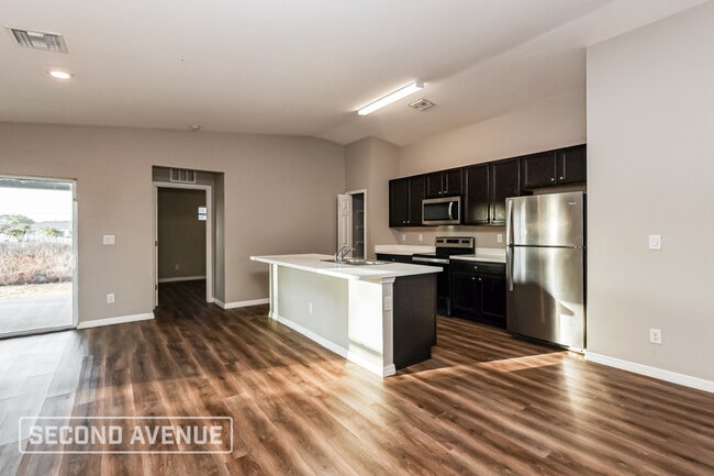 Building Photo - 3417 7th St SW