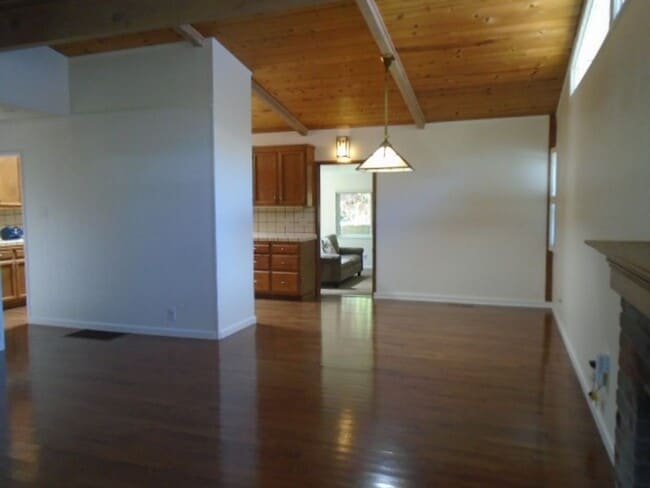 Building Photo - Nor Cal Realty, Inc. 3 BD 2 BTH House