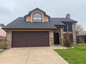 Building Photo - 7712 Pear Tree Ln