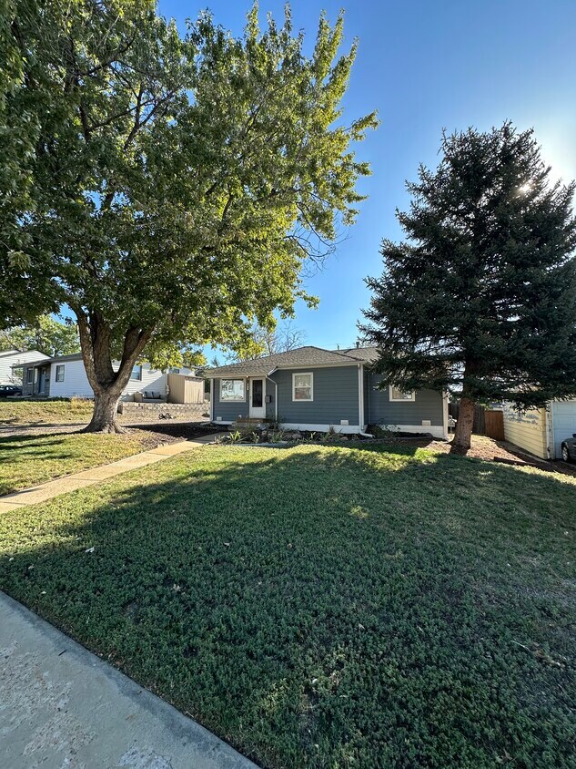 Primary Photo - 8910 Lilly Dr