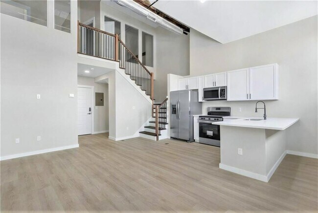 Foto del edificio - 72 Kendrick Ave