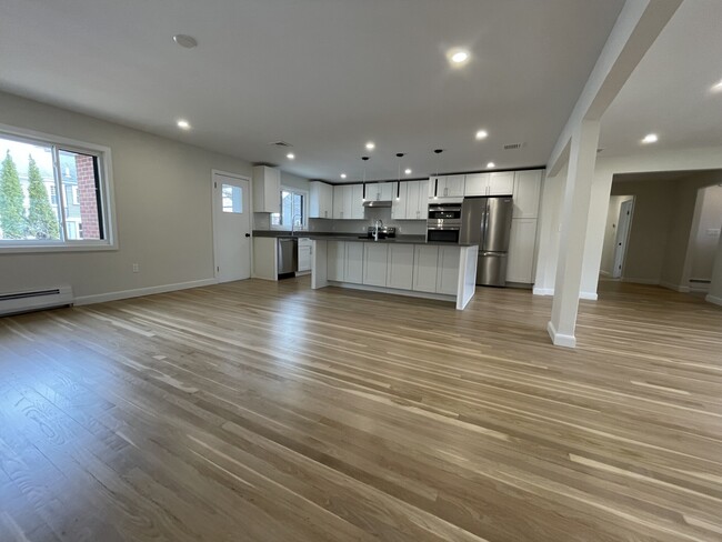 Foto del edificio - 46 Woodcliff Rd