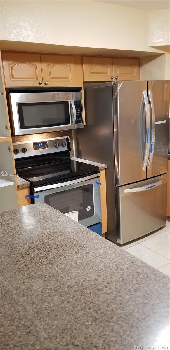 Foto del edificio - 5431 NW 178th Terrace