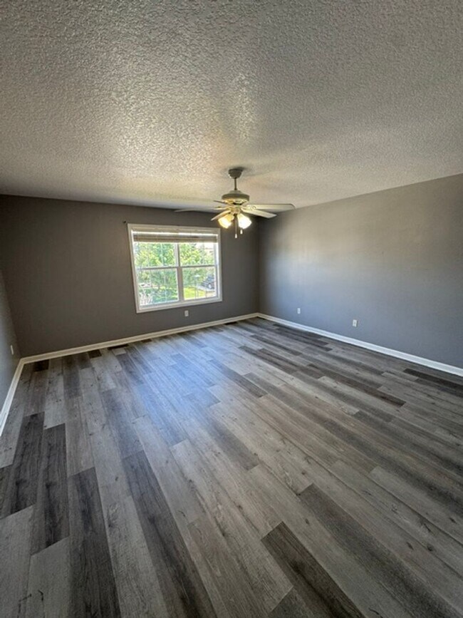Foto del edificio - 3917 Stanton Hall Pkwy