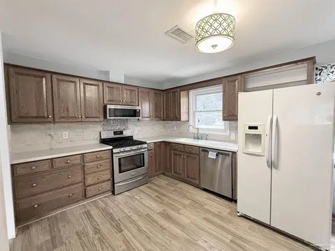 Building Photo - 4175 Bell Ln