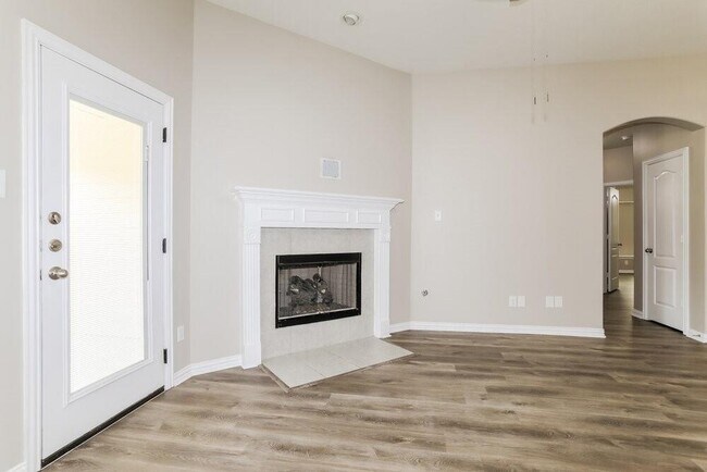 Building Photo - 2525 Wood Park Blvd