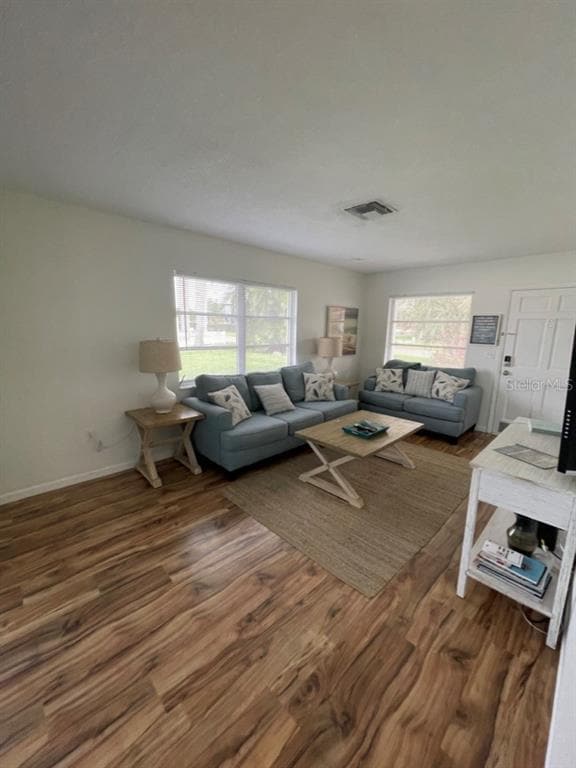 Foto del edificio - 1877 Southpointe Dr