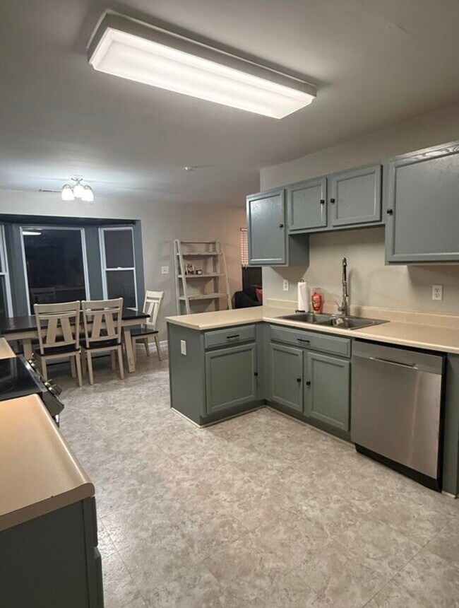 Foto del edificio - 123 Jacoby Rd