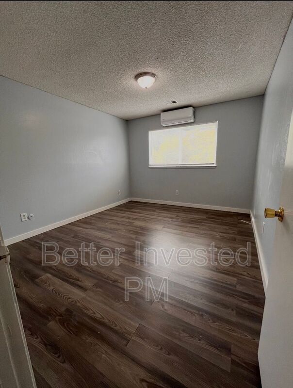 Foto del edificio - 304 Cooper Ln