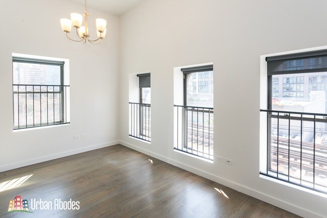 Foto del edificio - 630 W Lake St