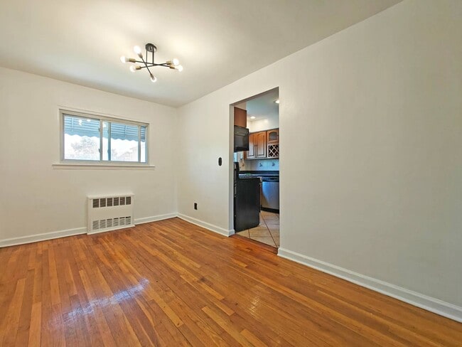 Building Photo - 3324 Hone Ave