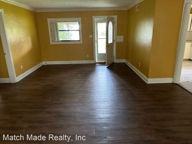Building Photo - 3 br, 2 bath House - 10460 Fort Caroline Rd