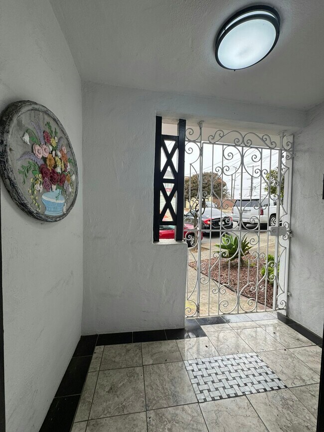 Foto del edificio - 27 Montana St